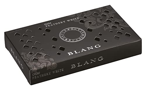 見せずに香らせる、シート下設置の置き型芳香剤