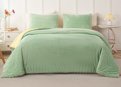 Sage Green Boho Comforter Sets King Size Bed, 3pcs Green Ball Pom Fringe Aesthetic Pale Green Striped Velvet Reversible Comforter Set Quilt with Pom Poms, Vintage Cozy Fluffy Bedding Set for Women Men
