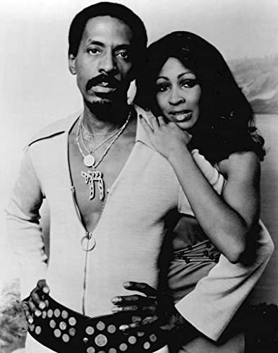 Photo Ike et Tina Turner de 1973 : déco vintage salon pour mélomane