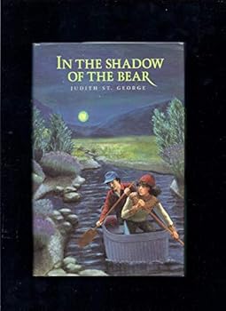 Paperback In the Shadow of the Bear Book