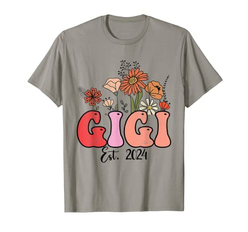 Flowers Groovy Retro Gigi Est 2024 Mommy New Mom Embarazo Camiseta