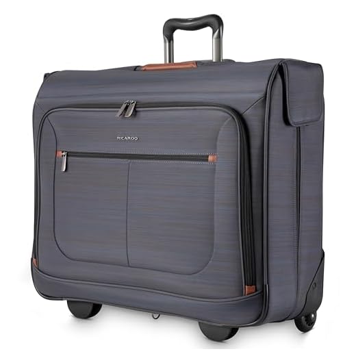 Did qvc ever sell ricardo luggage Durable Rolling Garment Bag for Travel