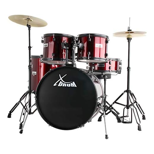 Condizionatore XDrum Rookie 22" Standard Set Batteria Completa Ruby Red - Ideale per Principianti - Hardware Elegante in nero - Incl. Bacchette 5B, Istruzioni di Montaggio e Scuola di Batteria - Rosso