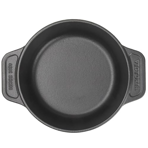 Victoria Dutch Oven Gusseisen Emailliert, Induktion 20cm, Topf Brot Backen 1,9 L, PTFE und PFOA Frei, Geeignet für Feuer, Grill, Backofen, Ceranfeld, Kochfeld, Gas