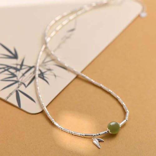 Collier de perles de jade vert argent style bohème chic quotidien