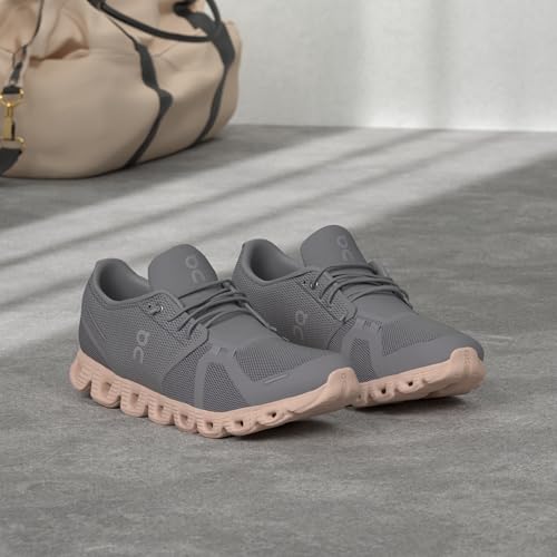 Image of On Women's Cloud 5 Sneakers