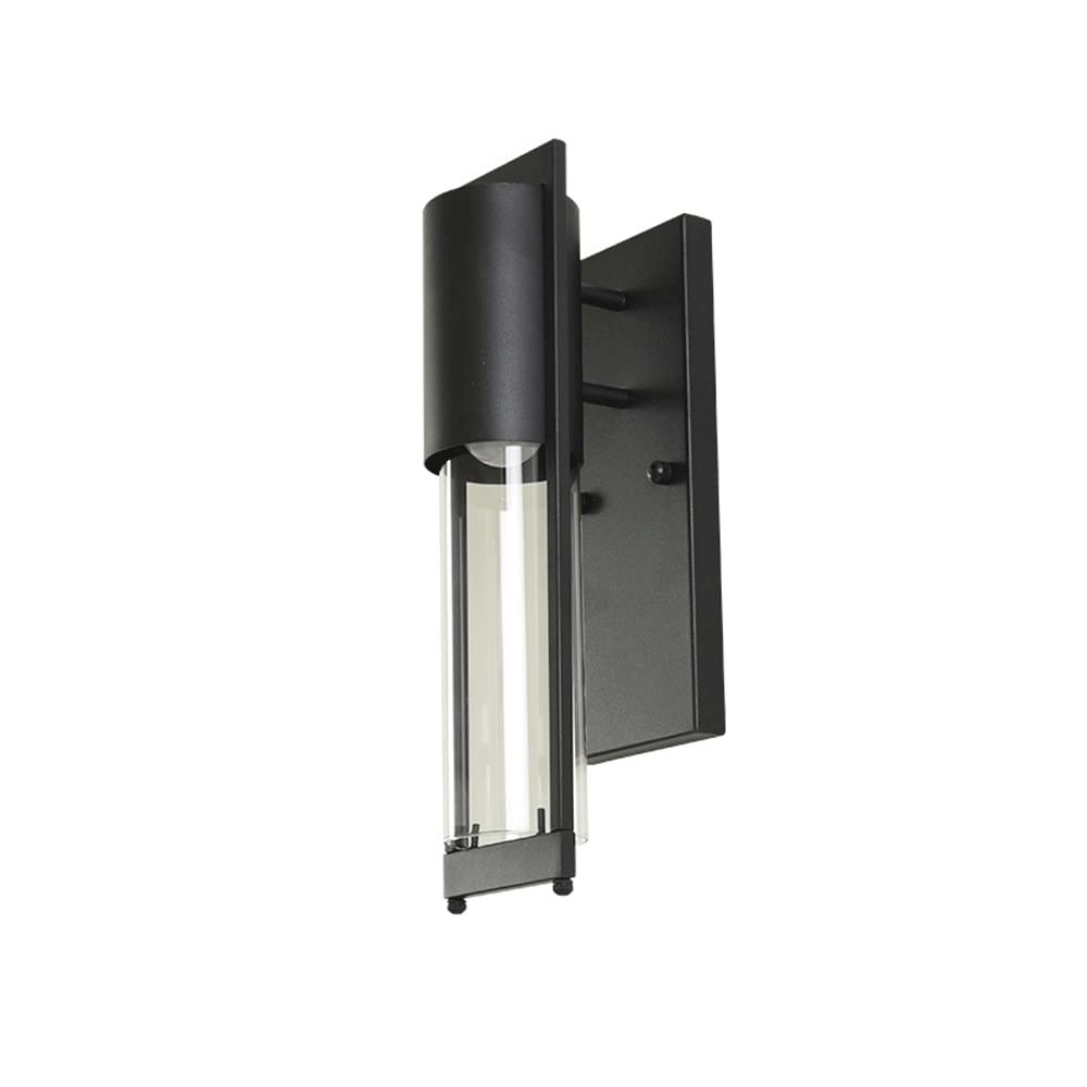 Luminaire de patio en fer résistant pour éclairer une entrée sombre de maison