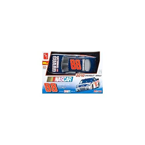 Amazon | AMT 1/25 NASCAR デイル・アーンハート Jr. #88 | プラモデル