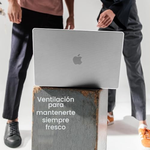 Incase Hardshell Dots compatible con Macbook Air 15 2023 M2 protector rígido transparente clear 5