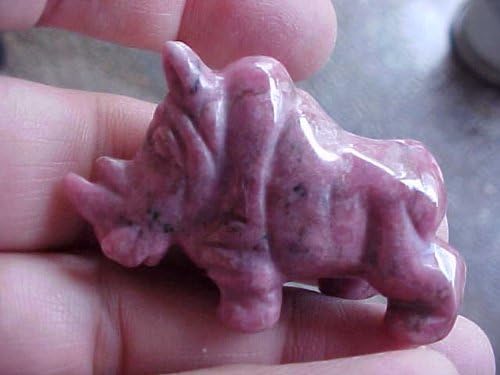 Zs8513 Gemqz Rhodonite Carved Bull Wow !!!!