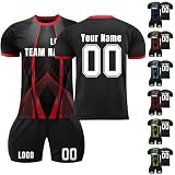 【Unisciti al Gioco di Squadra】 Perfetto non solo per le partite, ma anche per allenamenti, feste a tema calcio, eventi sportivi scolastici o come pigiama accogliente per i giovani fan. Trasforma una semplice attività in un momento speciale di condivisione familiare o di amicizia.