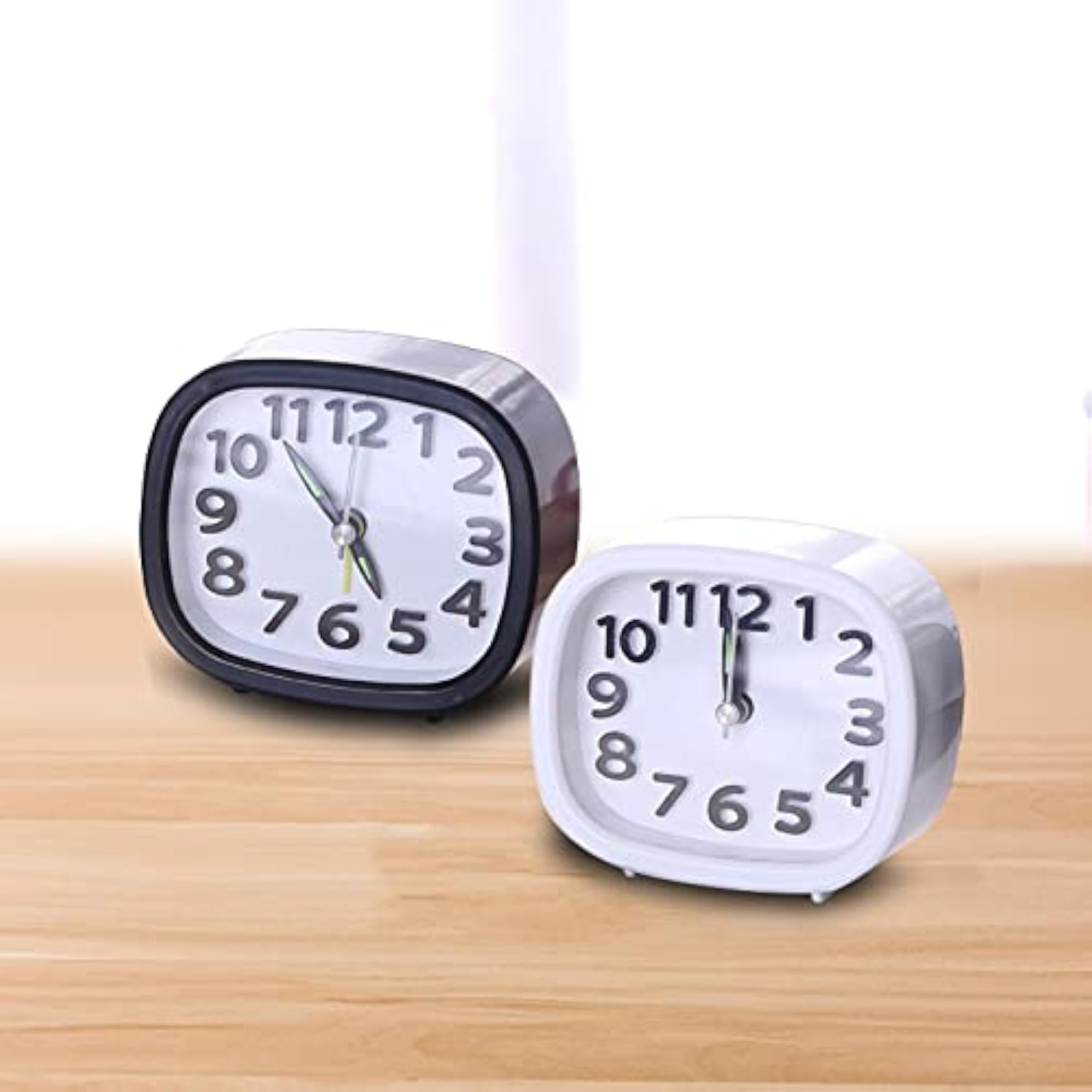 Silent Alarm Clock for Kids and Students, Non Ticking White