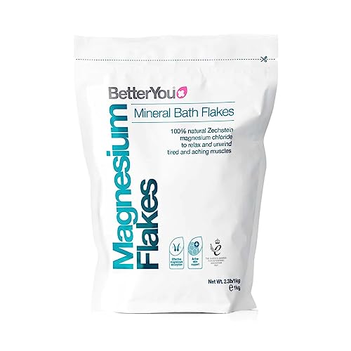 BetterYou Magnesium Revive Bath Flakes - Bath Salts with Magnesium - Energizing Grapefruit and Eucalyptus - Muscle Soothing And Skin Health - 750 g