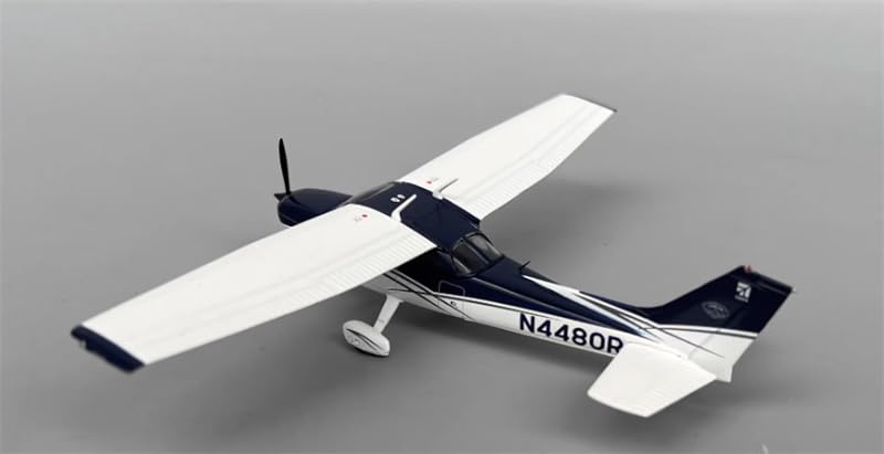 Amazon.co.jp: GeminiJets 1:72 完成品 Cessna 172 Skyhawk N4480R