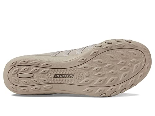 Image of Skechers Women's Breathe Easy - Roll With Me Sneakers