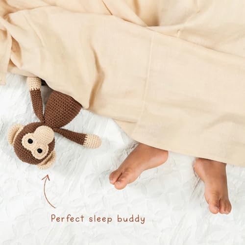 Image of Newborn Gift Set | Crochet Toy, Rattle & Muslin Swaddle Combo | Newborn Gift | Gifting for Babies | 100% Muslin swaddlecloth | Toy for Gifting| 3 Months + (MAAKAD Toy & Rattle with Swaddle)