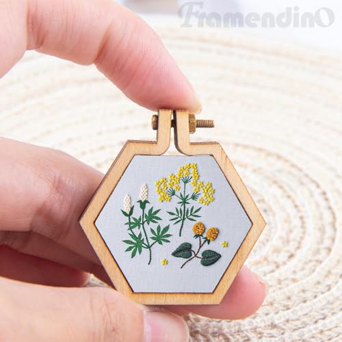 Image of Framendino, 10 Pack Hexagon Mini Embroidery Hoops Wood Hoop Ring for Sewing Frame Craft