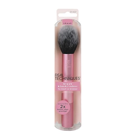 Real Techniques Blush Brush - Brochas de maquillaje faciales (Blush brush, Redondeado, Fino, Sintético, Negro, Rosa, 1 pieza, el embalaje o el manejar pueden variar