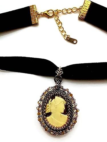 EnchantedBeads Beadwoven Cameo Black Velvet Choker Necklace