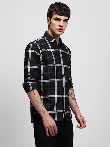 Image of Dennis Lingo Men's Checkered Casual Shirt