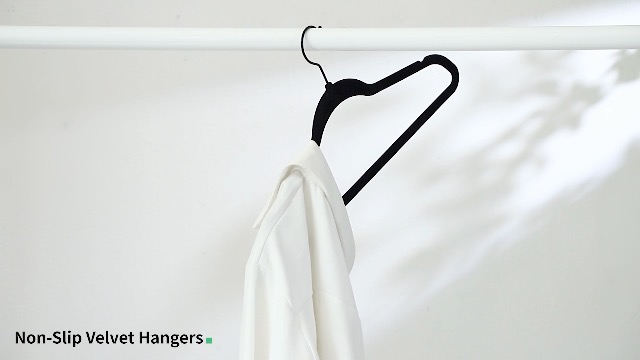 Amazon.com: MIZGI Premium All Black Velvet Hangers with Black