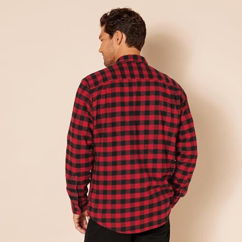 Image of Amazon Essentials Men's Regular Fit Long-Sleeve Flannel Shirt, Soft Brushed Cotton, Lightweight yet Warm