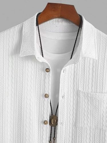 Chemise plage et vacances style décontracté : le top été homme à rayures