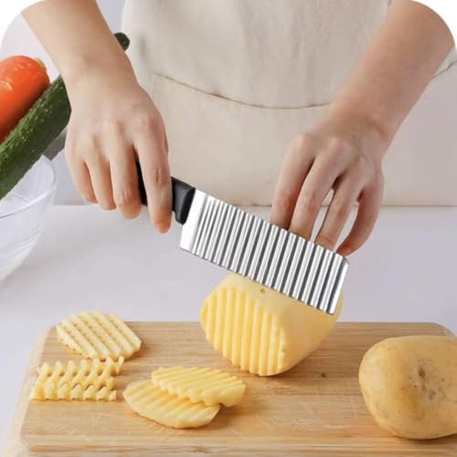 Image of Potato Chipper Crinkle Cutter Knife,Stainless Steel Potato Cutter Wavy Blade Chip Slicer,Kitchen Gadget Cutting Knife (Pack of 1)