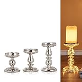 Im Inneren der Kerzenständer sorgen jeweils 10 warmweiße LED´s an einer Lichterkette für romantische Lichteffekte.