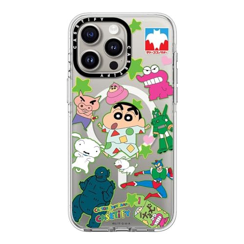 CASETiFY �C���p�N�g �N���A iPhone 15 Pro Max �P�[�X [���ϖh�~/�N���A ����/MagSafe�Ή�/Crayon Shin-chan Co-Lab] - Crayon Shinchan Sticker Case - Pajama