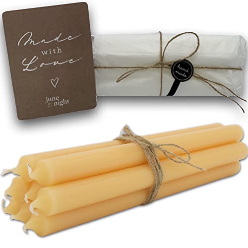 juneBYnight Stabkerzen Set 8 Stück - Länge 30 cm, ø 2,2 cm, Apricot/Champagner - 120 Stunden lange Brenndauer, rußfreies Abbrennen, tropffrei, Paraffinwachs - dein persönliches Geschenk Cover
