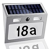 【Mit Bewegungsmelder】 Das Solar-Türschild Licht kommt mit einem empfindlichen Sensor, der Bewegungssensor erkennt einen Bereich von 3-5m. Das Licht leuchtet nachts immer leicht, wenn jemand vorbeigeht, wird es zu einem starken Licht und nach 15 Sekunden geht die Helligkeit wieder auf ein schwaches Leuchten zurück. Ermöglicht Fußgängern, Ihre Türnummer deutlich zu sehen! Hinweis: Die Lebensdauer der Batterie hängt von der Lichtintensität und der Tageszeit ab.