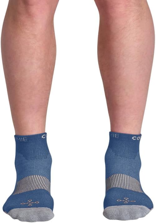 Tommie Copper Men’s Travel Compression Ankle Socks, Lightweight Arch & Heel Support, Cushioned, Moisture-Wicking, Anti-Odor
