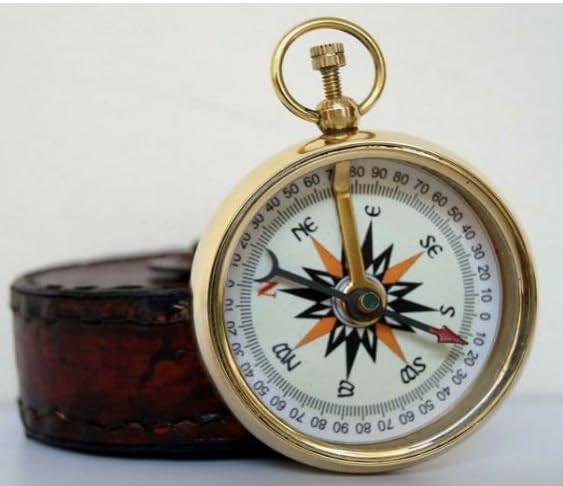 Brújula de bolsillo vintage de latón con estuche de cuero estilo antiguo para navegación náutica, ideal para senderismo, camping, viajes y exploración miniatura 4