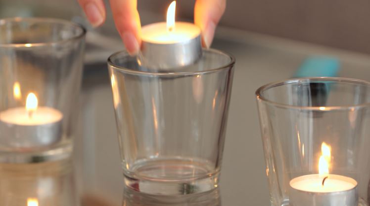 FILLTOWN Set 12 Portacandele In Vetro Trasparente | 5x3,5 Cm | Per Matrimoni, Feste E Decorazione Casa | Reggette Per Tealight