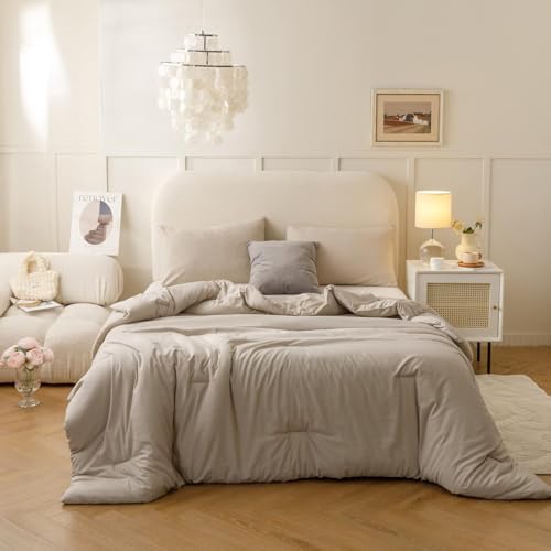 Image of ROSGONIA Oversized King Comforter 120x120, 3pcs Super King Comforter (1 Oatmeal Comforter & 2 Pillowcases) Lightweight Warm Bedding Set Blanket Quilt