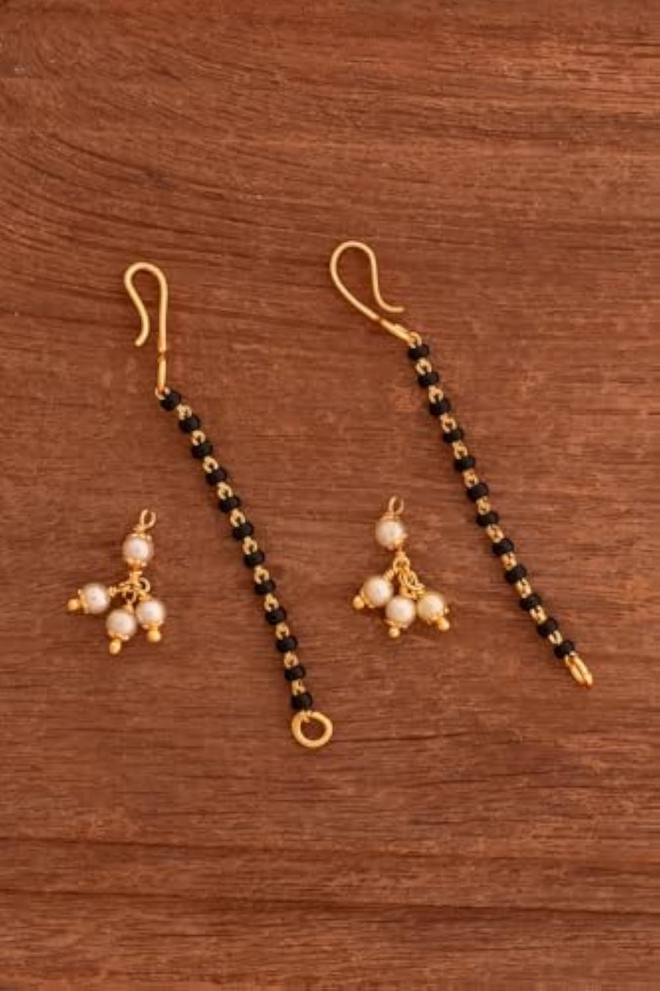 Women's Traditional Black Beads & Pearl Earrings