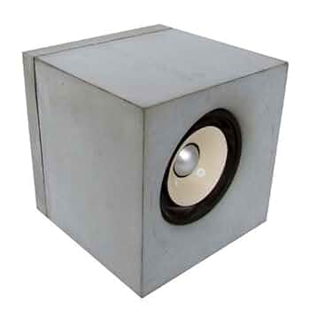 スピーカー・ウーファー Rikiya Kameyama スピーカー・ウーファー Rikiya Kameyama 亀山信夫 - Stereo