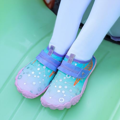 Image of Quickshark Kids Water Shoes Boys Girls Barefoot Aqua Socks Outdoor Indoor Quick Dry Sandals Lightweight Slip On Walking Sneakers for Beach Pool Swim (Little Kid /Big Kid)