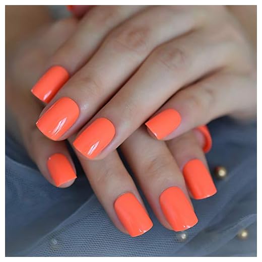 Glossy Solid Bright Orange Press On Nails Short Squoval False Nails Women Girls Nail Art Tips Full Cover Reusable Fingernails Datechable Acrylic Manicure For Daily Dating Office Home Party (24pcs)