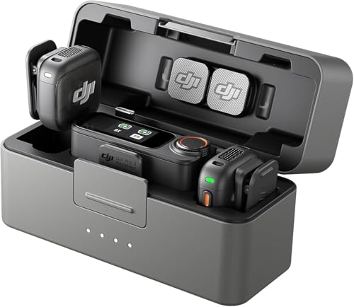 DJI Mic 3 (2 TX + 1 RX + Estuche de Carga), micrófono inalámbrico para iPhone/cámara/Android, Ultraligero, Control de Ganancia adaptativo para Volumen equilibrado, 28 Horas de Uso, vlog