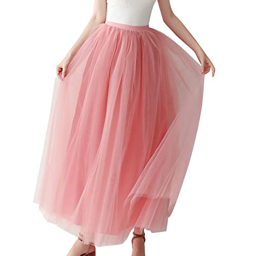 Jupe en maille rose fluide pour rayonner lors d’un cocktail chic