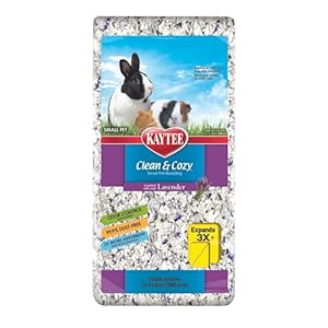 Kaytee Clean & Cozy Lavender Bedding For Pet Guinea Pigs, Rabbits, Hamsters, Gerbils, and Chinchillas, 24.6 Liters