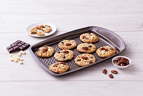 Pyrex asimetriA Metal Easy-Grip Baking Tray 33x25 cm, Brown