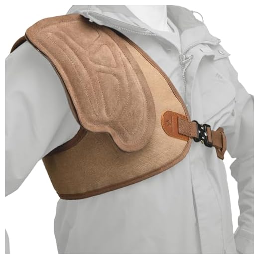 WAYNE'S DOG Adjustable Rifle Shotgun Field Shield, Leather Shooting Shirt Recoil Pad for Hunting Archery (#01 Righty Shoulder -Brown)
