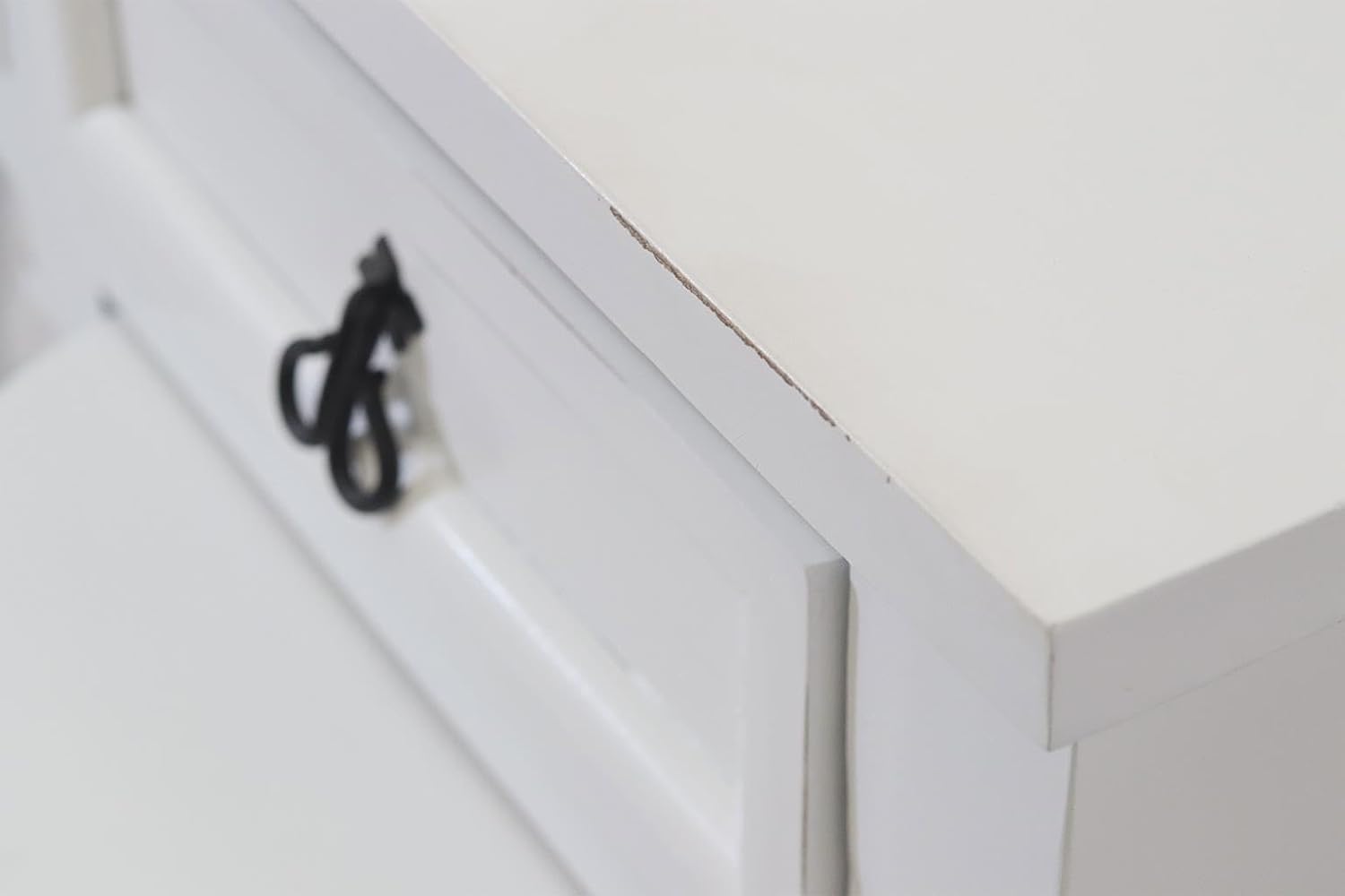 Island Table with 4 Stools (Distressed White) (Kitchen Island Table with 4 Chair Stools)