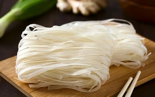 14oz Rice Sticks -1mm (Dried Rice Noodles) Bánh phở, 河粉, เส้นเฝอ, 쌀국수, フォー, Nouilles de riz pho, Fideos de arroz pho – Perfect for Vietnamese Noodle Soup, Stir-Fried Pad Thai, Guilin Noodles and More