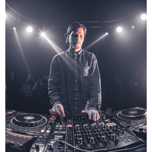 7. Telling A Story With Music - Vicente Herrera - DJ/Producer