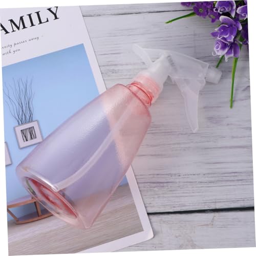 Botella pulverizadora de plástico rosa recargable de diseño ergonómico y desmontable para el hogar 3