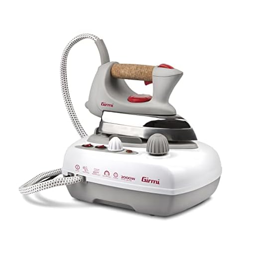 Girmi ST03 Ferro Da Stiro A Vapore Con Caldaia Professionale, 2000W, Serbatoio 700ml, Pressione 2,5-3 Bar, Piastra in Alluminio, Impugnatura in Sughero, Termostato Regolabile